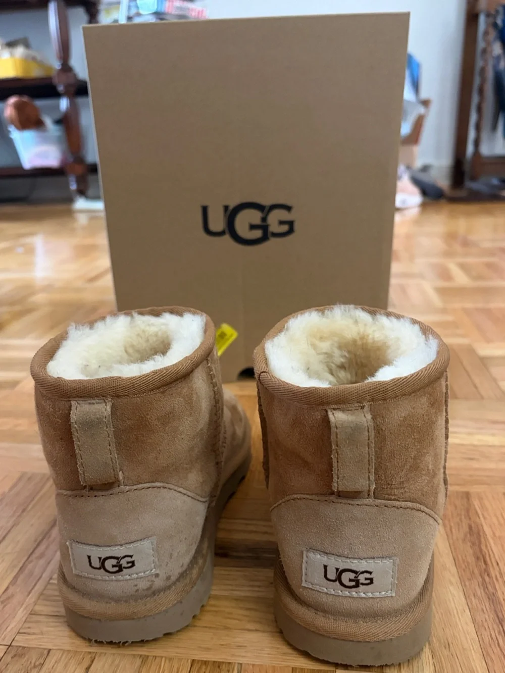UGG Kids Size 2 Chestnut Suede Shearling Slip-On Boots - Hardly Worn!